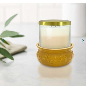 NWT: Pottery Barn Two Short Raised Leaf Pillar Candle Holders